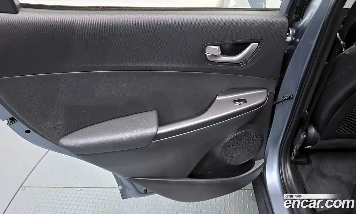 Hyundai Kona 2018 1.6 гидро в Москве № 2122930, фото 15