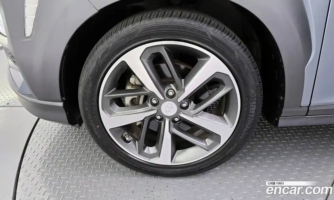 Hyundai Kona 2018 1.6 гидро в Москве № 2122930, фото 5