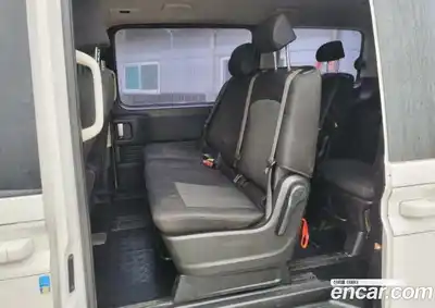Hyundai Staria 2023 2.2 гидро в Москве № 2123145, миниатюра 11