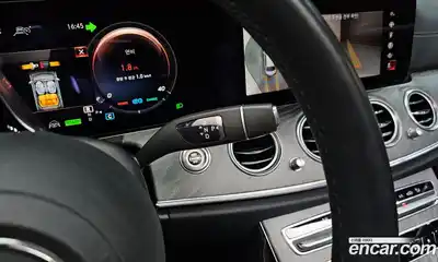 Mercedes-Benz E-Class 2021 2.0 гидро в Москве № 2123215, миниатюра 12