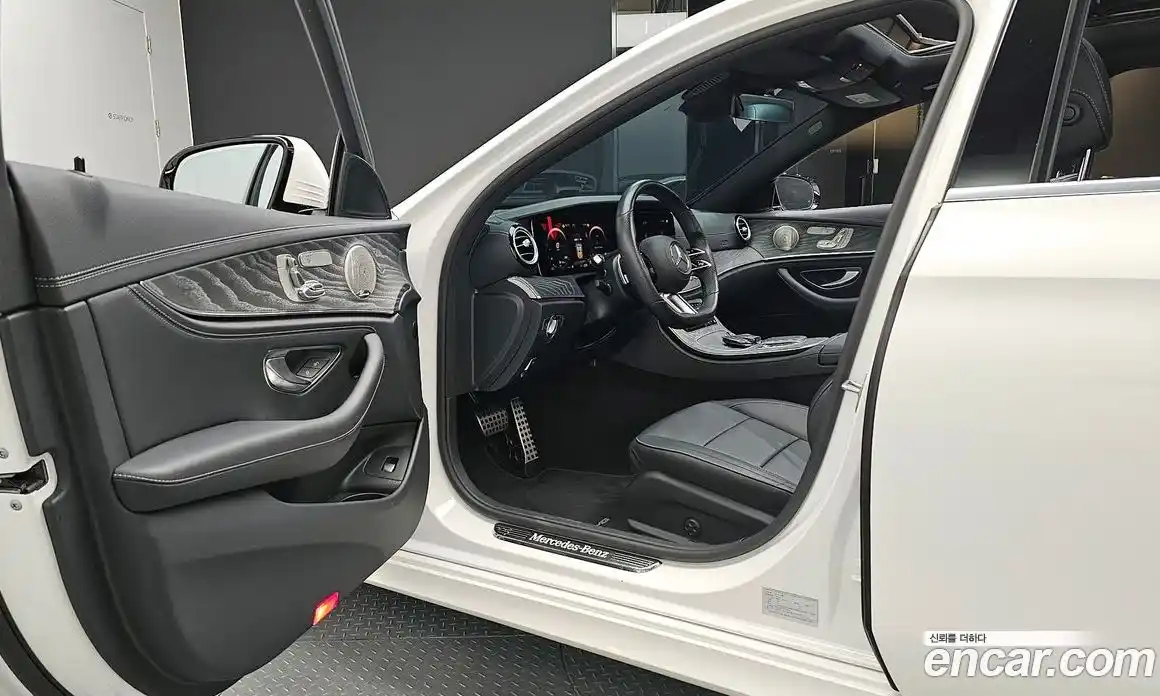 Mercedes-Benz E-Class 2021 2.0 гидро в Москве № 2123215, фото 13