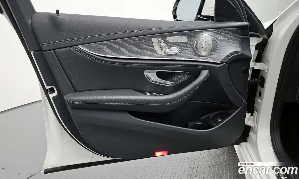 Mercedes-Benz E-Class 2021 2.0 гидро в Москве № 2123215, фото 14