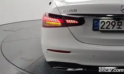 Mercedes-Benz E-Class 2021 2.0 гидро в Москве № 2123215, миниатюра 9