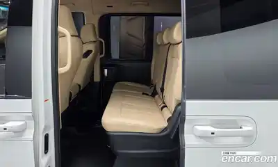 Hyundai Staria 2024 2.2 гидро в Москве № 2123536, миниатюра 12