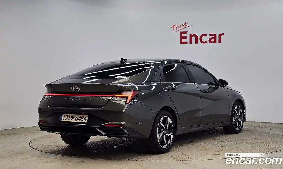Hyundai Avante 2022 1.6 гидро в Москве № 2123616, фото 2
