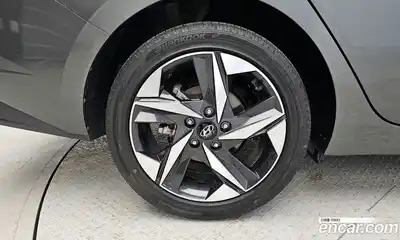 Hyundai Avante 2022 1.6 гидро в Москве № 2123616, миниатюра 5