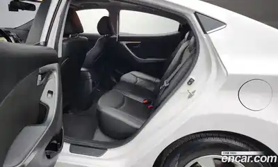 Hyundai Avante 2013 1.6 гидро в Москве № 2123745, миниатюра 12