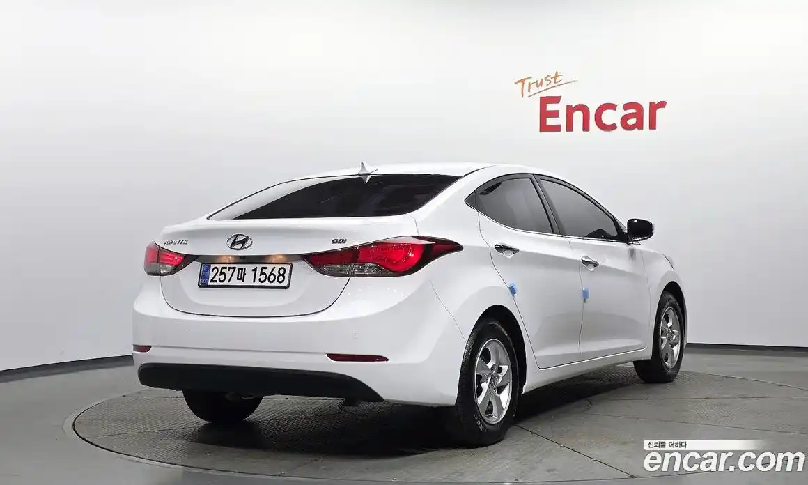 Hyundai Avante 2013 1.6 гидро в Москве № 2123745, фото 2