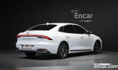 Hyundai Grandeur 2022 2.4 гидро в Москве № 2123765, миниатюра 2