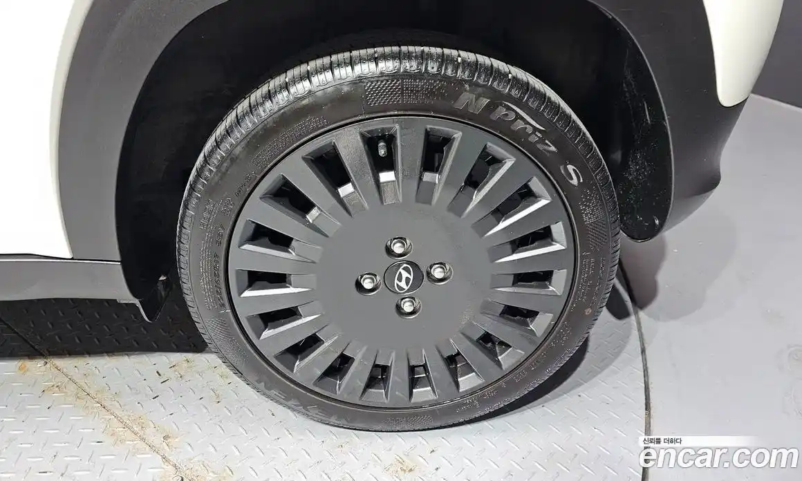 Hyundai Casper 2022 1.0 гидро в Москве № 2123819, фото 7