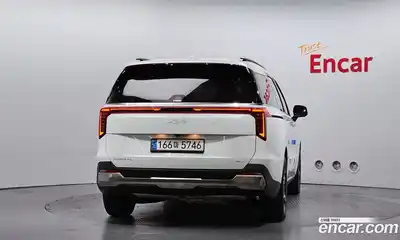 Kia Canival 2024 1.6 гидро в Москве № 2124246, миниатюра 4