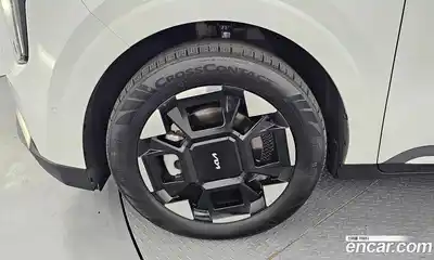 Kia Canival 2024 1.6 гидро в Москве № 2124246, миниатюра 5
