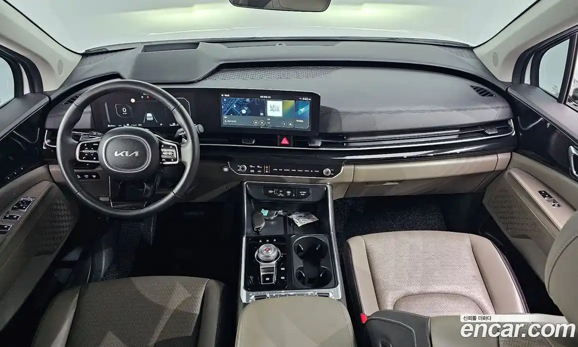 Kia Canival 2024 1.6 гидро в Москве № 2124246, фото 10