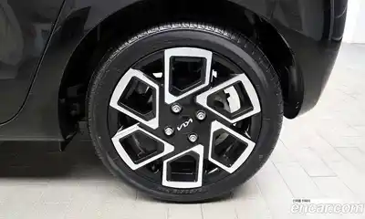 Kia Ray 2023 1.0 гидро в Москве № 2124382, миниатюра 7