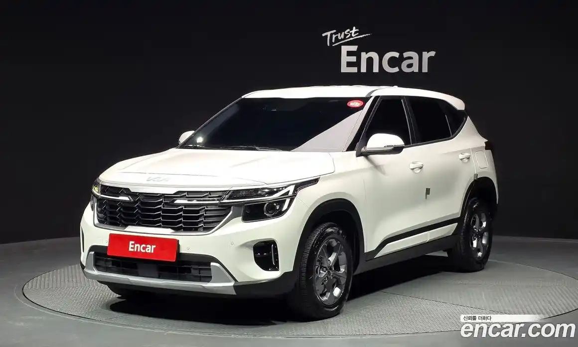Kia Seltos 2025 1.6 гидро в Москве № 2124399, фото 1