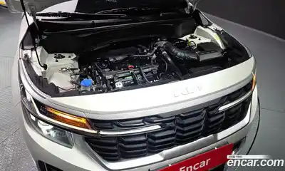 Kia Seltos 2025 1.6 гидро в Москве № 2124399, миниатюра 6