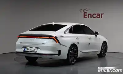 Kia K8, 2025