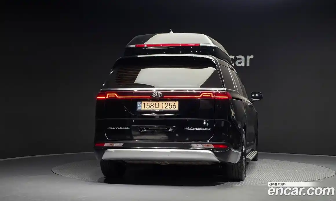 Kia Canival 2021 3.5 гидро в Москве № 2124522, фото 4