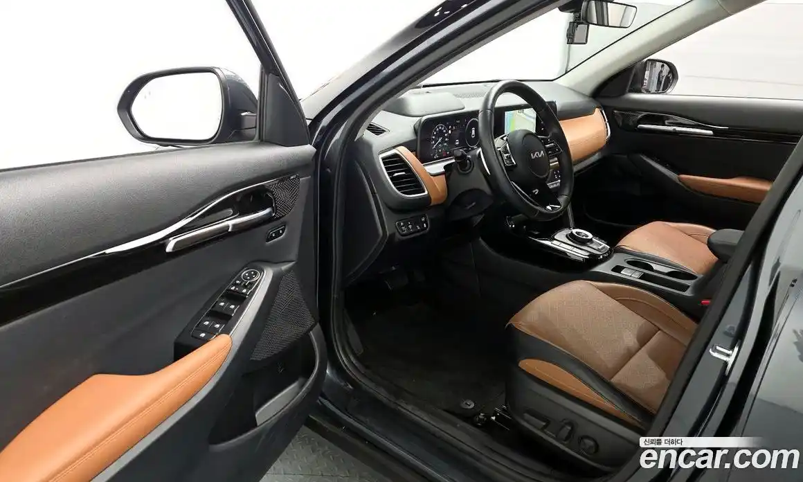 Kia Seltos 2023 1.6 гидро в Москве № 2124983, фото 13