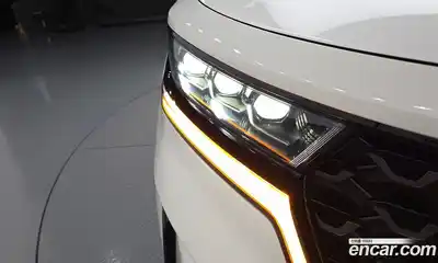 Kia Sorento 2023 2.5 гидро в Москве № 2125166, миниатюра 8