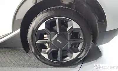 Kia EV6 2024 0.1 гидро в Москве № 2125261, миниатюра 5