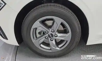 Kia K5 2023 2.0 гидро в Москве № 2125281, миниатюра 5