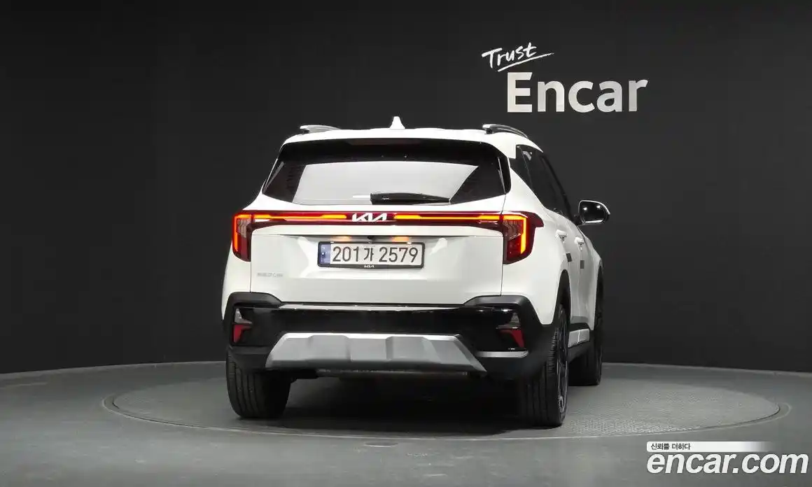 Kia Seltos 2022 1.6 гидро в Москве № 2125283, фото 4