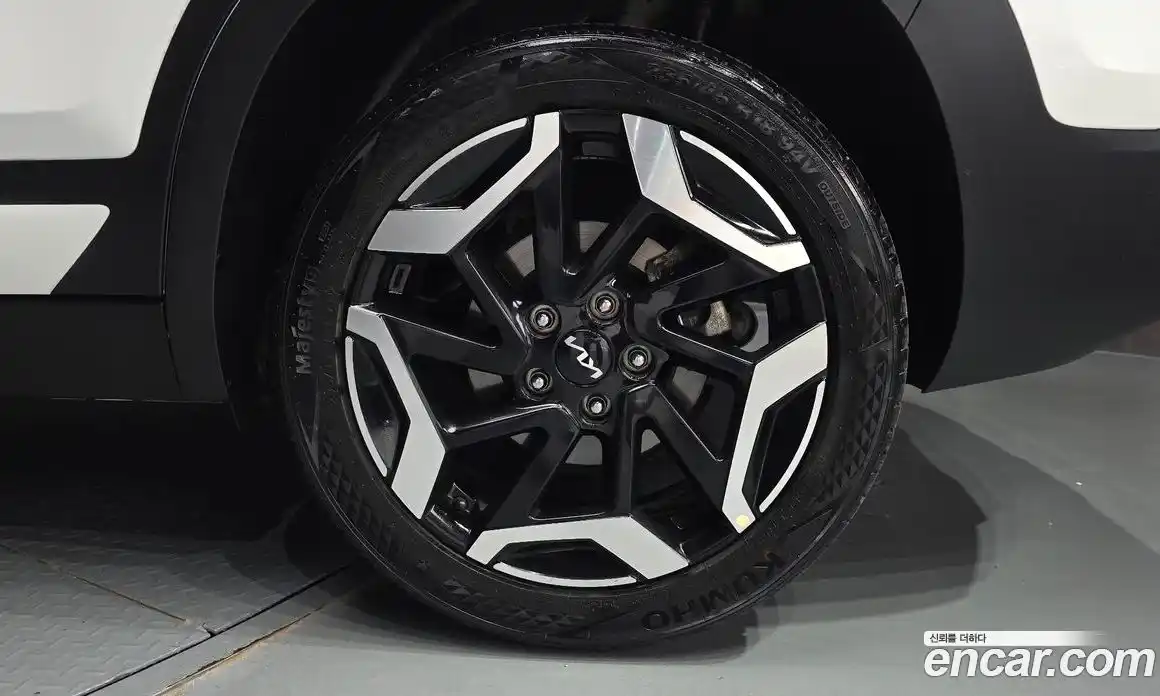 Kia Seltos 2022 1.6 гидро в Москве № 2125283, фото 7