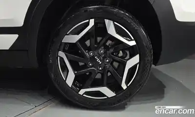 Kia Seltos 2022 1.6 гидро в Москве № 2125283, миниатюра 7