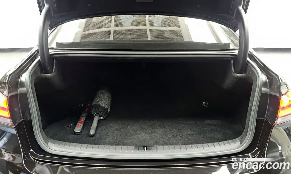 Genesis G80 2017 3.3 гидро в Москве № 2125844, фото 26