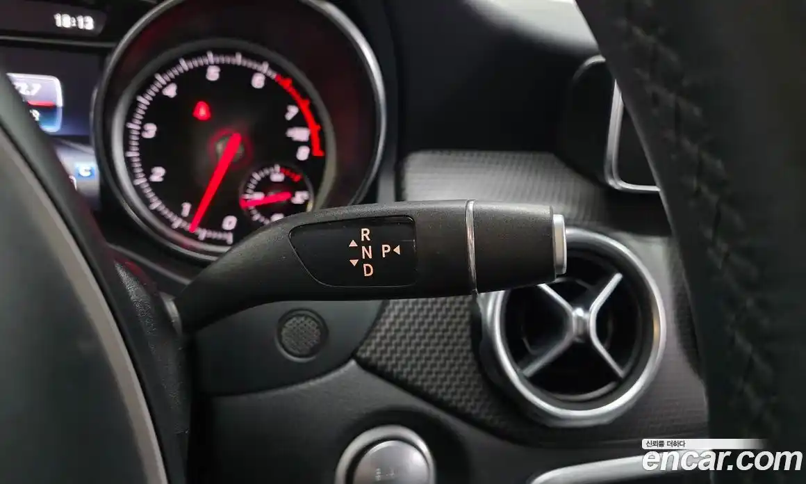 Mercedes-Benz GLA-Class 2019 2.0 гидро в Москве № 2125861, фото 12