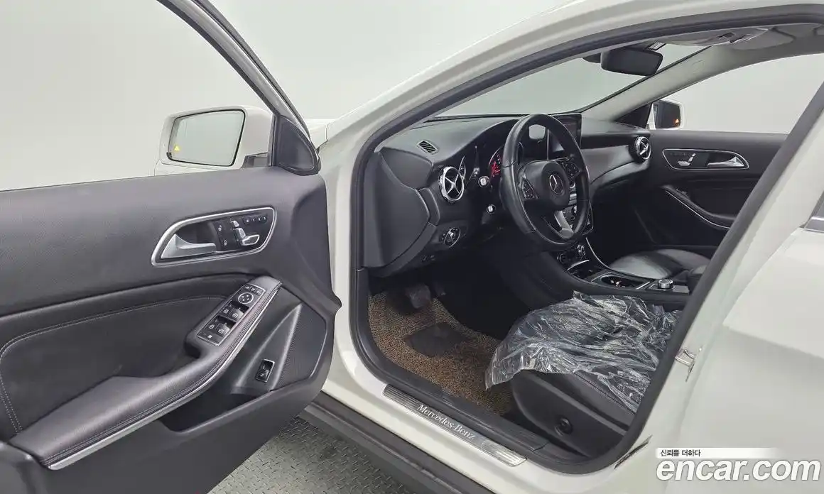 Mercedes-Benz GLA-Class 2019 2.0 гидро в Москве № 2125861, фото 13