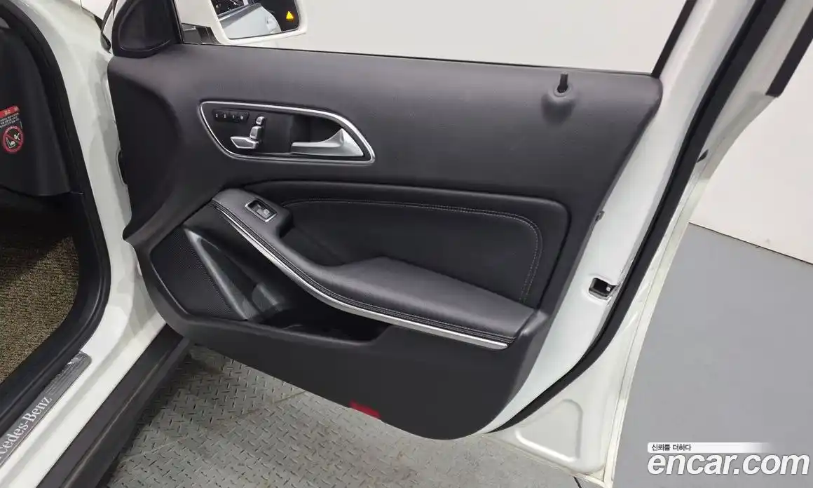 Mercedes-Benz GLA-Class 2019 2.0 гидро в Москве № 2125861, фото 14