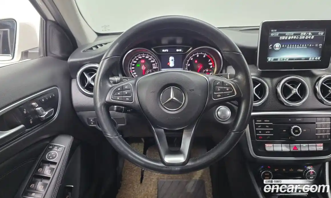 Mercedes-Benz GLA-Class 2019 2.0 гидро в Москве № 2125861, фото 20
