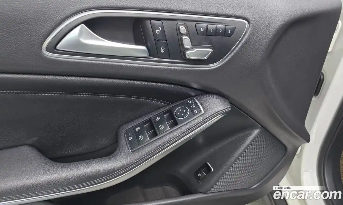 Mercedes-Benz GLA-Class 2019 2.0 гидро в Москве № 2125861, фото 26