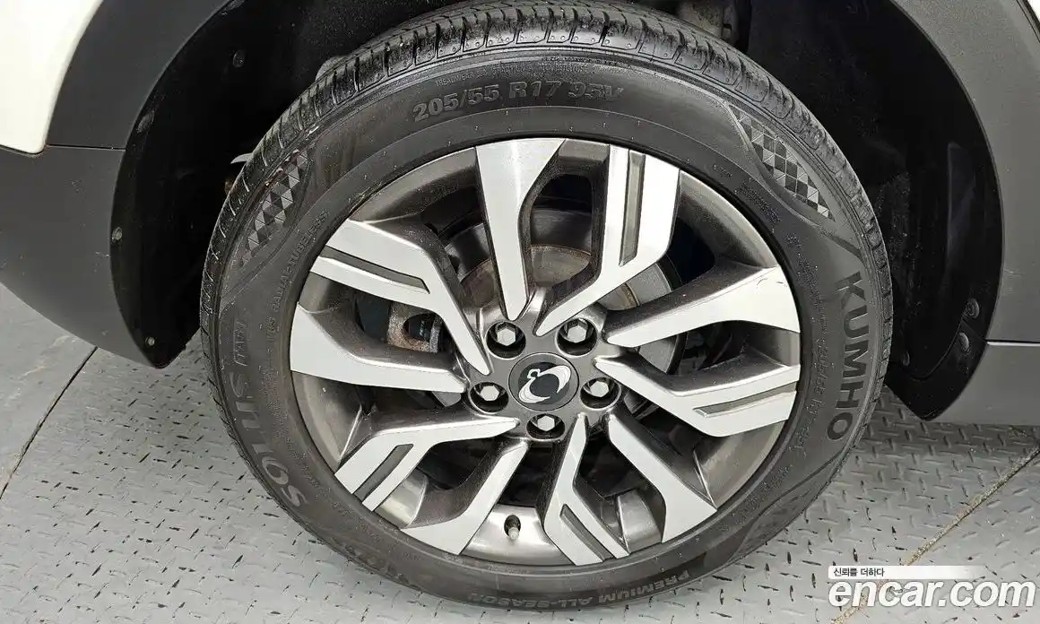 SsangYong TIBOLI 2018 1.6 гидро в Москве № 2126136, фото 5