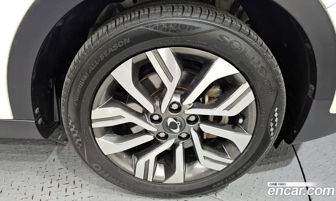 SsangYong TIBOLI 2018 1.6 гидро в Москве № 2126136, фото 7