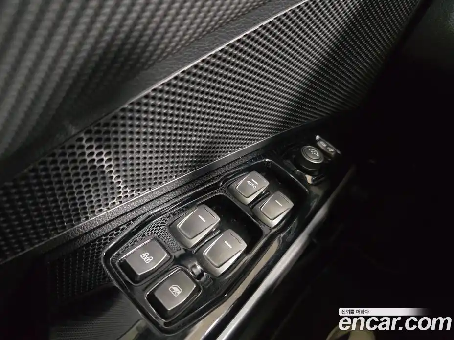 SsangYong TIBOLI 2019 1.5 гидро в Москве № 2126355, фото 13