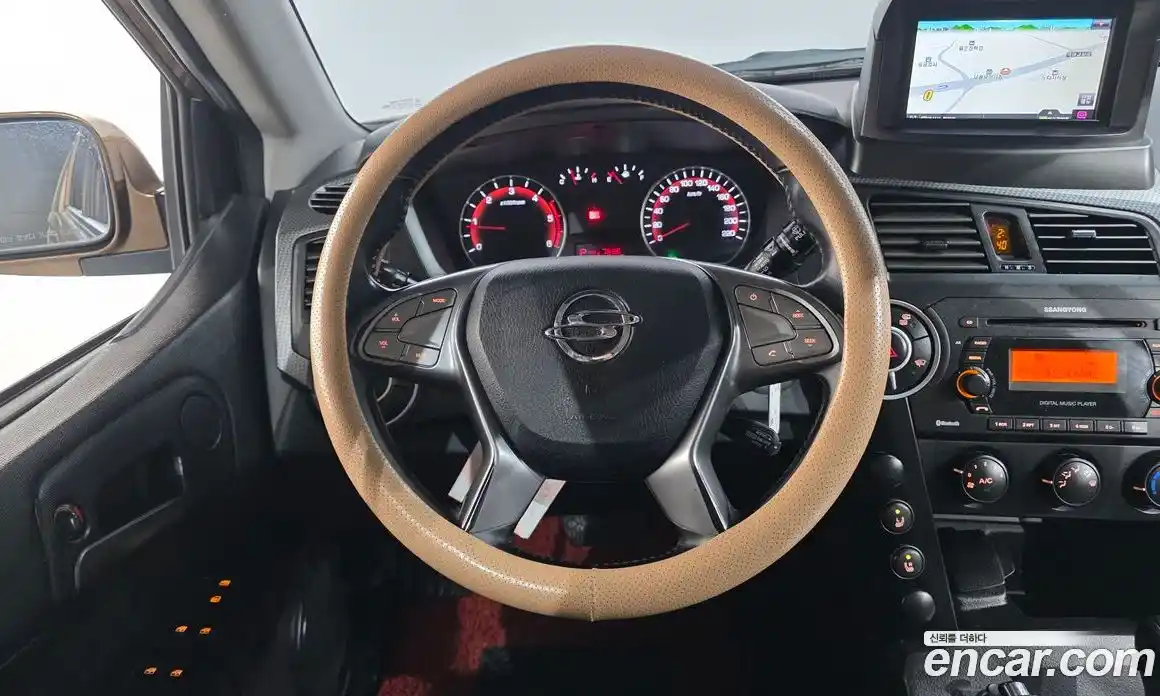 SsangYong Korando 2015 2.0 гидро в Москве № 2126596, фото 14