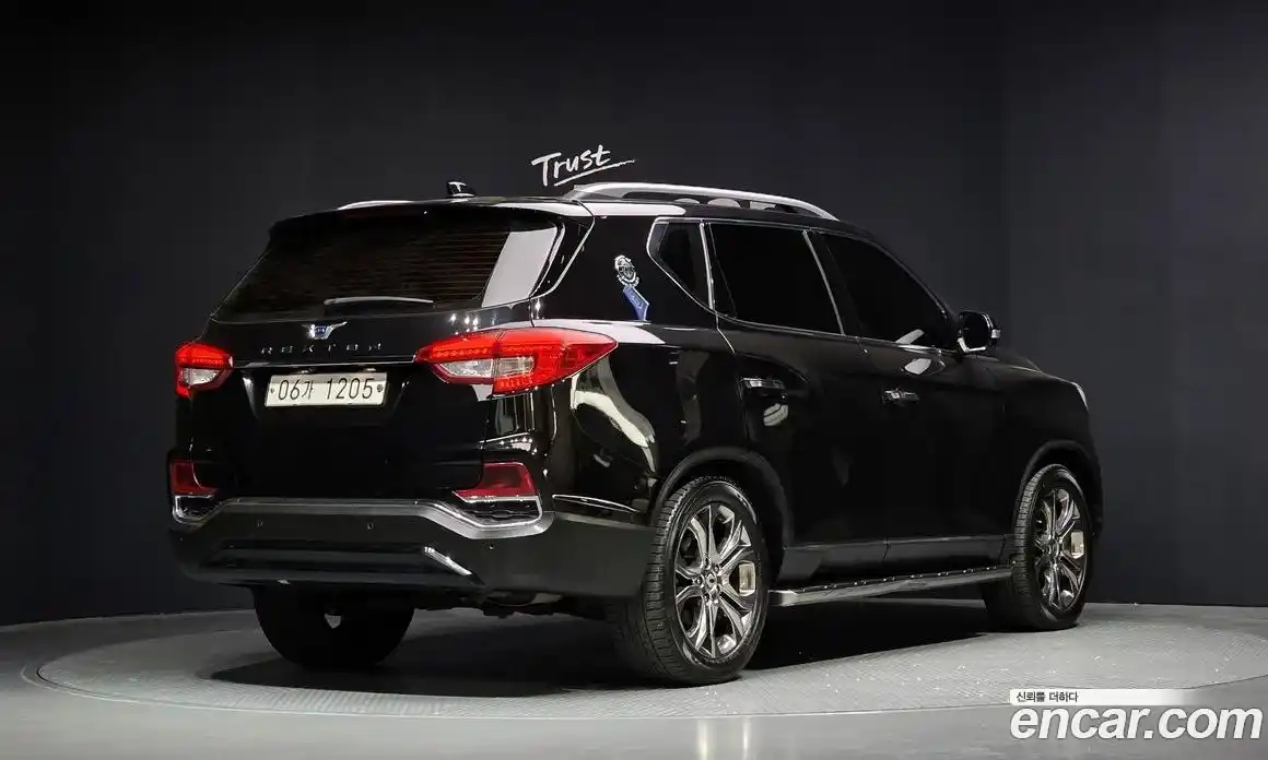 SsangYong Rexton 2017 2.2 гидро в Москве № 2126929, фото 2