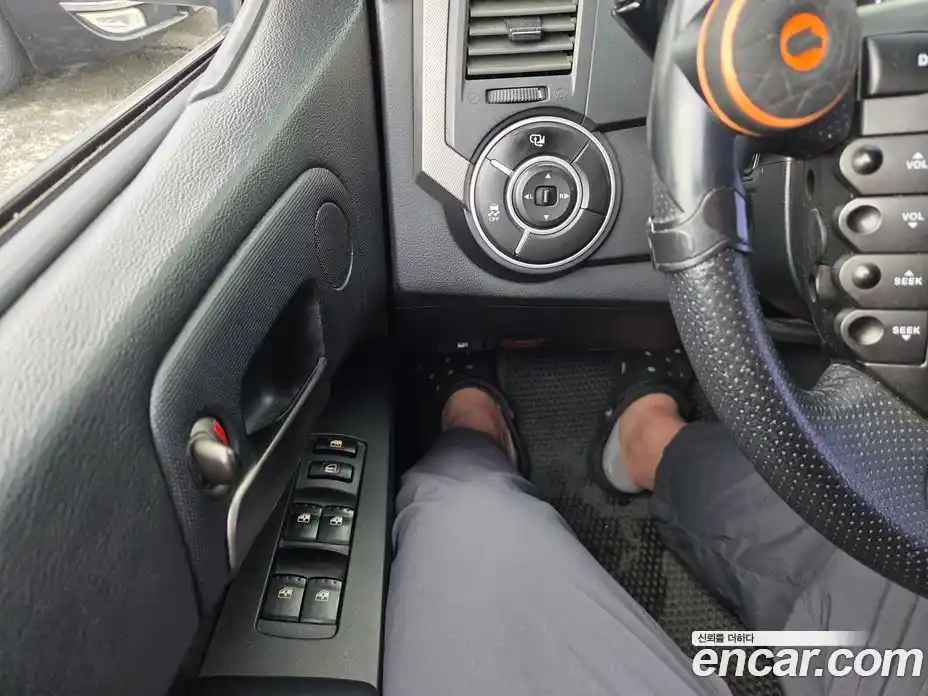 SsangYong Korando 2012 2.0 гидро в Москве № 2126945, фото 11