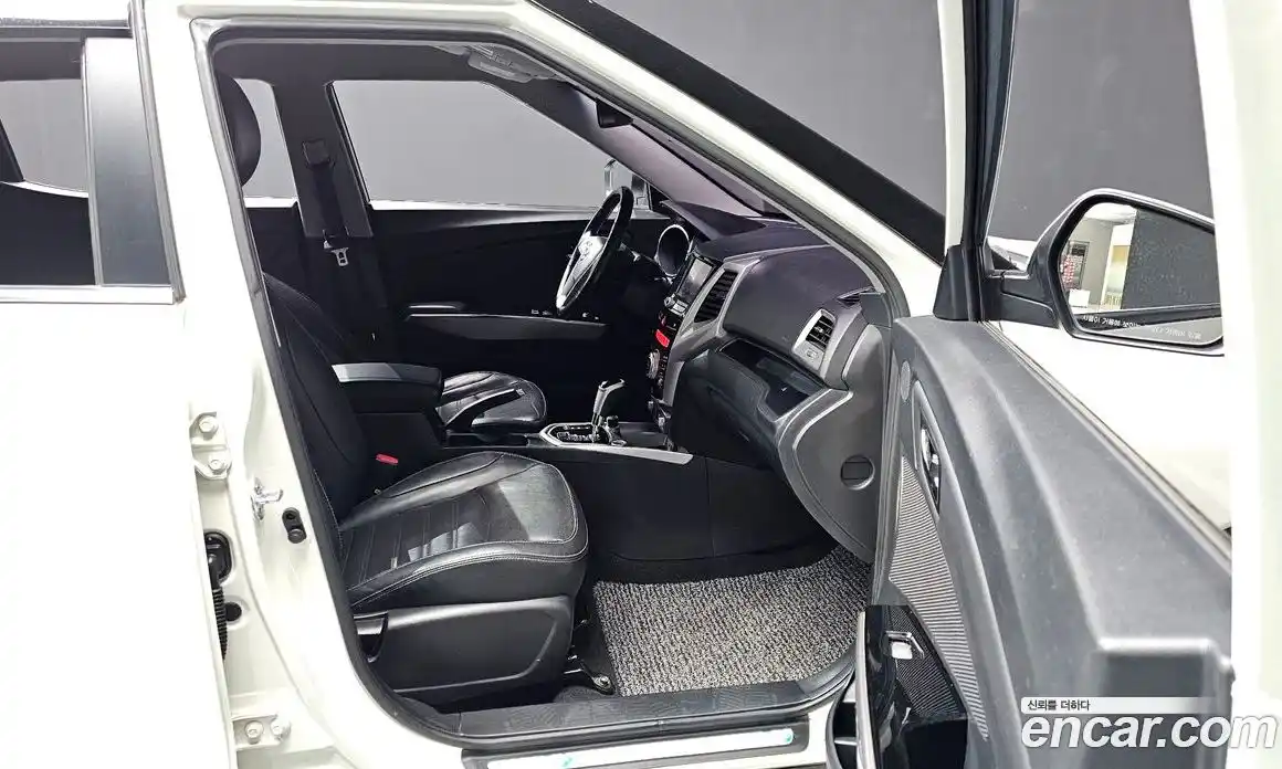 SsangYong TIBOLI 2015 1.6 гидро в Москве № 2126947, фото 20