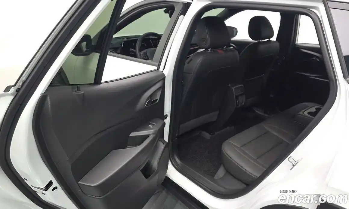 Chevrolet Trax 2023 1.2 гидро в Москве № 2127133, фото 18