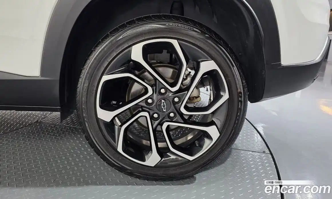 Chevrolet Trax 2023 1.2 гидро в Москве № 2127367, фото 6
