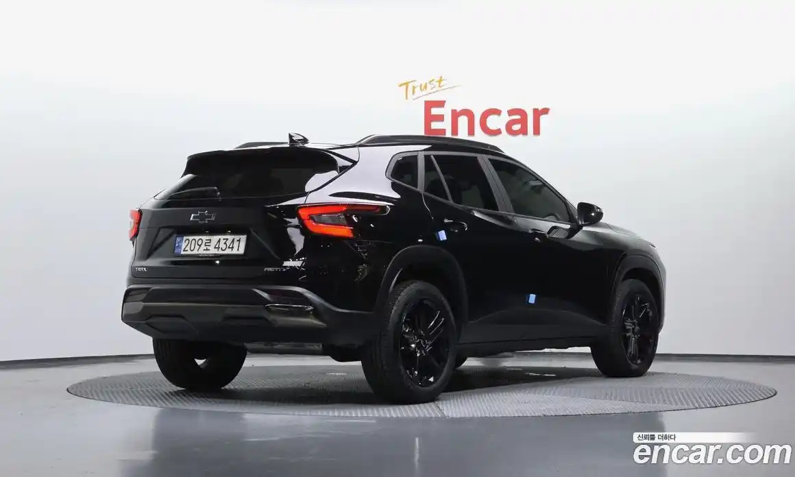 Chevrolet Trax 2023 1.2 гидро в Москве № 2127374, фото 2