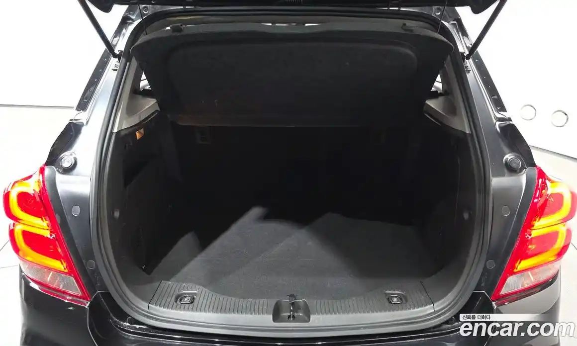 Chevrolet Trax 2017 1.6 гидро в Москве № 2127513, фото 15