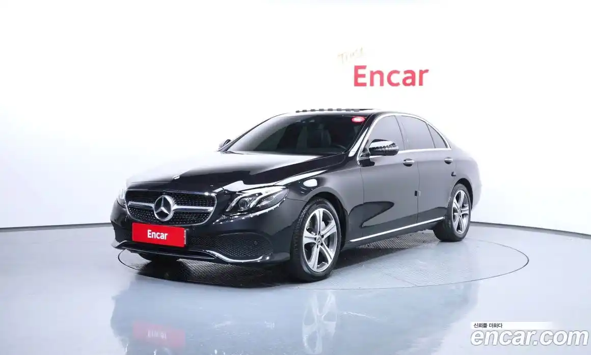 Mercedes-Benz E-Class 2018 2.0 гидро в Москве № 2127808, фото 1