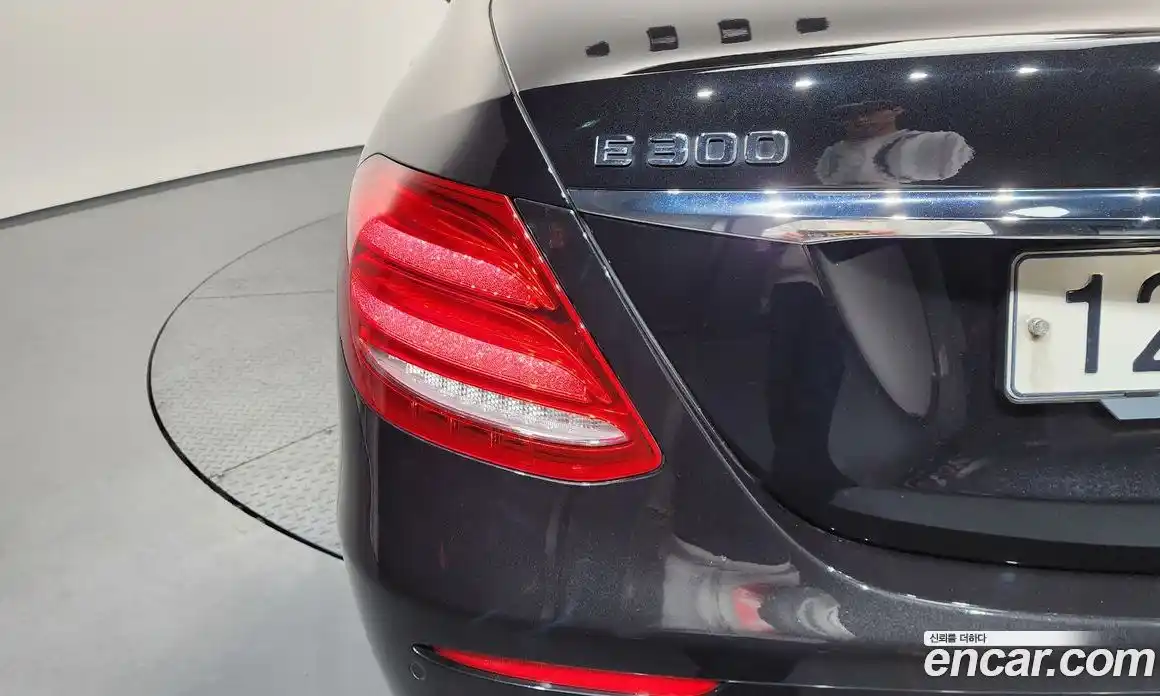 Mercedes-Benz E-Class 2018 2.0 гидро в Москве № 2127808, фото 9
