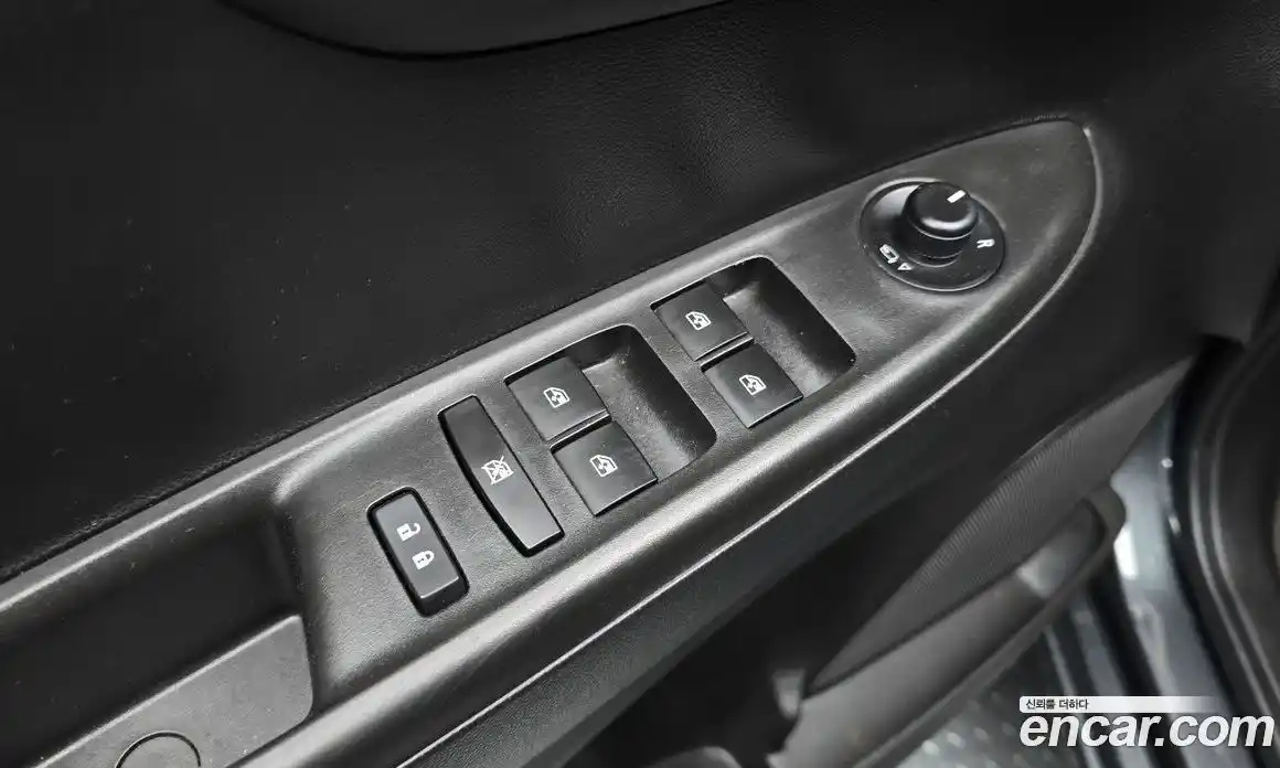 Chevrolet Spark 2016 1.0 гидро в Москве, фото 13