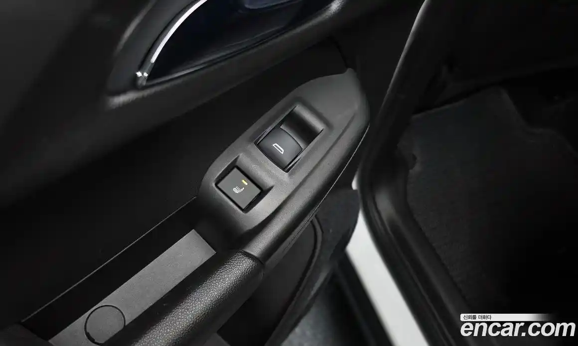 Chevrolet TrailBlazer 2020 1.3 гидро в Москве № 2128177, фото 25